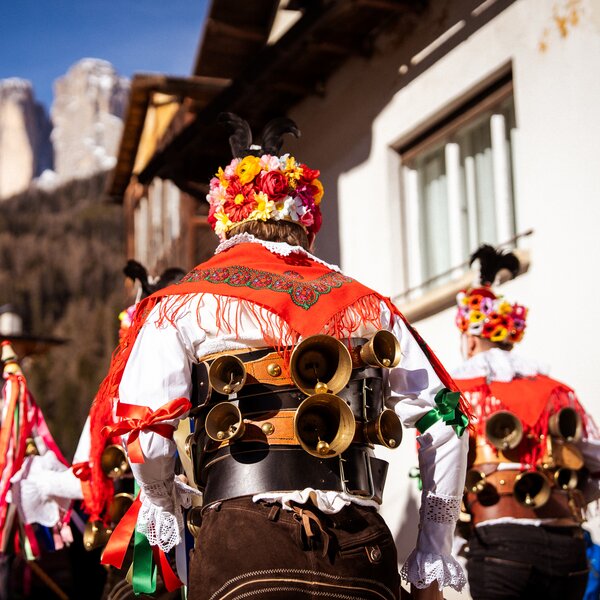 Carnevale ladino | © Archivio Immagini ApT Val di Fassa - Mattia Rizzi Maschere tipiche del carenvale in Val di Fassa | © Archivio Immagini ApT Val di Fassa - Mattia Rizzi