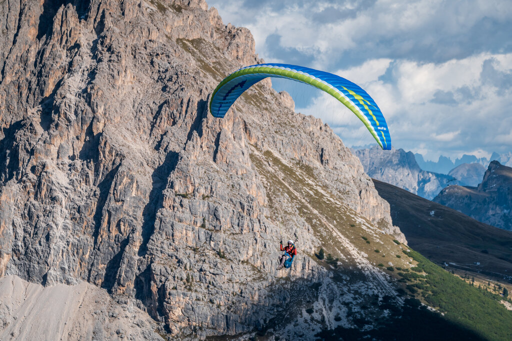 Parapendio in Val di Fassa Parapendio in Val di Fassa