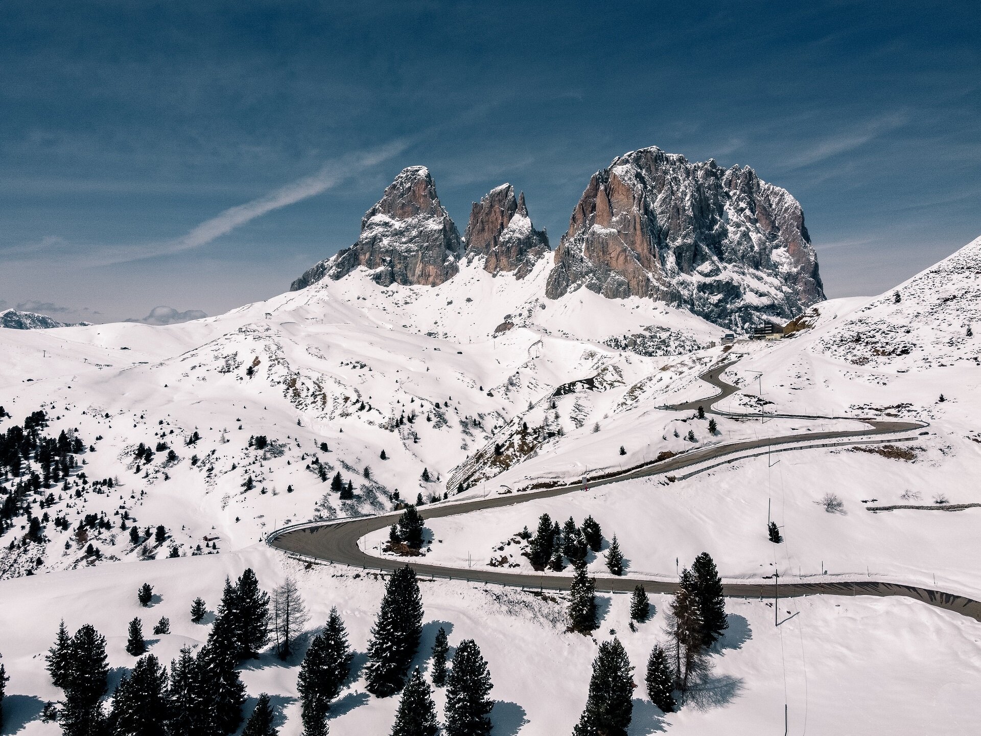 Inverno al Sella | © Patricia Ramirez - Archivio Immagini ApT Val di Fassa Inverno al Passo Sella, sulle Dolomiti in Val di Fassa | © Patricia Ramirez - Archivio Immagini ApT Val di Fassa