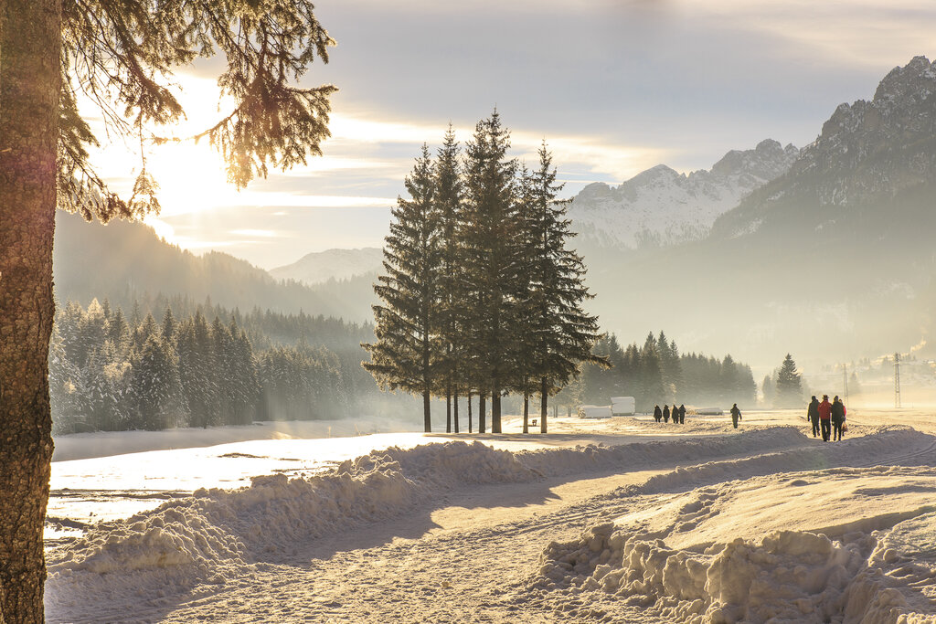 Fontanazzo Fontanazzo innevata al tramonto