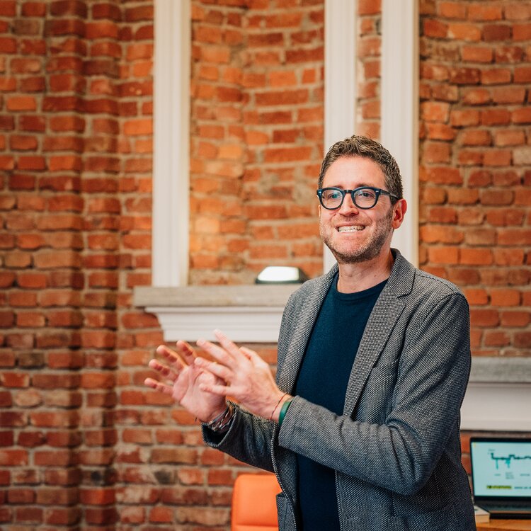 Ritiro Giornaliero Di Digital Detox Con Alessio Carciofi Ritiro Giornaliero Di Digital Detox Con Alessio Carciofi