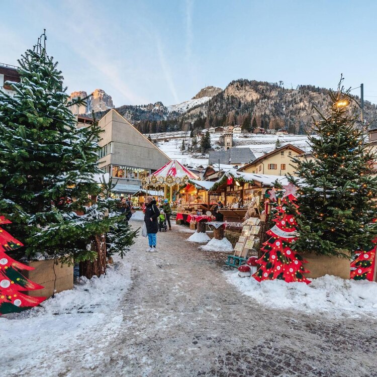 Mercatini di Natale Campitello Mercatini di Natale Campitello
