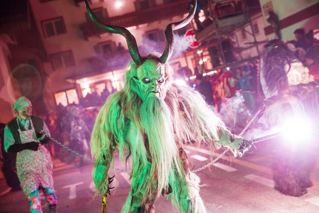 Krampus da Poza_4 Krampus da Poza_4