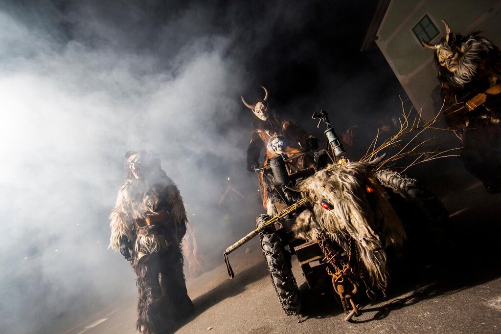 Krampus da Poza_6 Krampus da Poza_6