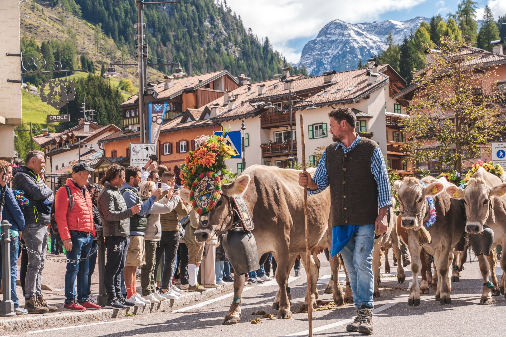 Festival Del Puzzone Di Moena Archivio APT Val Di Fassa PRamirez 1969 Festival Del Puzzone Di Moena Archivio APT Val Di Fassa PRamirez 1969