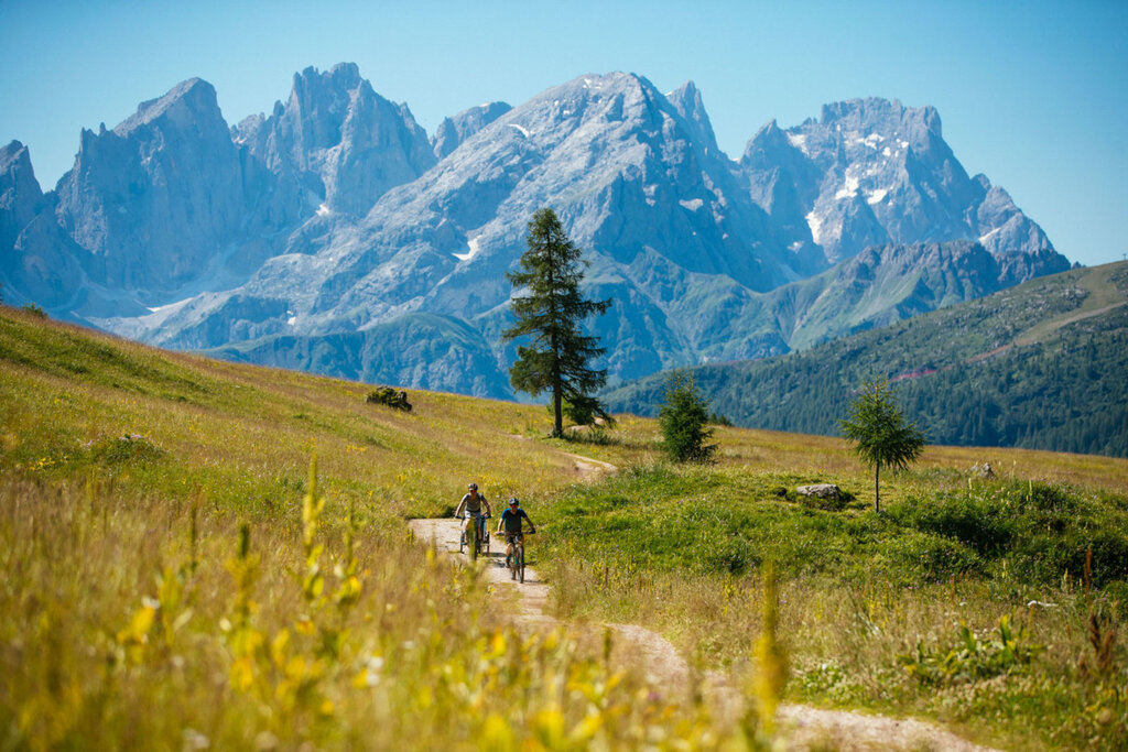 Content Dam Org 3 Images Full Rights Guide Alpine E Accompagnatori Fassabike Mtb School Aptvaldifassa Ale Di Lullo Bosch Byadl 9819 Content Dam Org 3 Images Full Rights Guide Alpine E Accompagnatori Fassabike Mtb School Aptvaldifassa Ale Di Lullo Bosch Byadl 9819