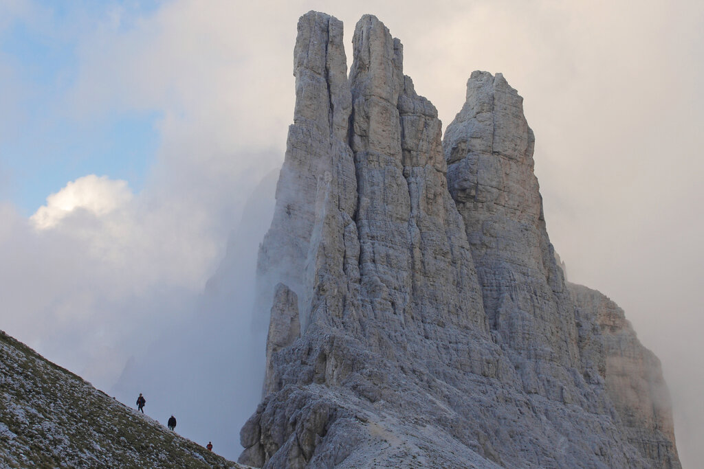 Content Dam Org 3 Images Full Rights Guide Alpine E Accompagnatori Torri Del Vaiolet Archivio Apt Val Di Fassa Nangeli 367 Content Dam Org 3 Images Full Rights Guide Alpine E Accompagnatori Torri Del Vaiolet Archivio Apt Val Di Fassa Nangeli 367